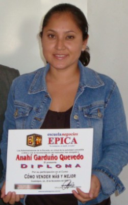 Testimonio Anah� Gardu�o de Papeler�a Principado
